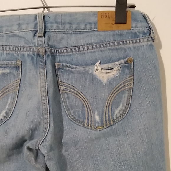 Hollister Light Wash Distressed Boyfriend Jeans 27 - Picture 3 of 6
